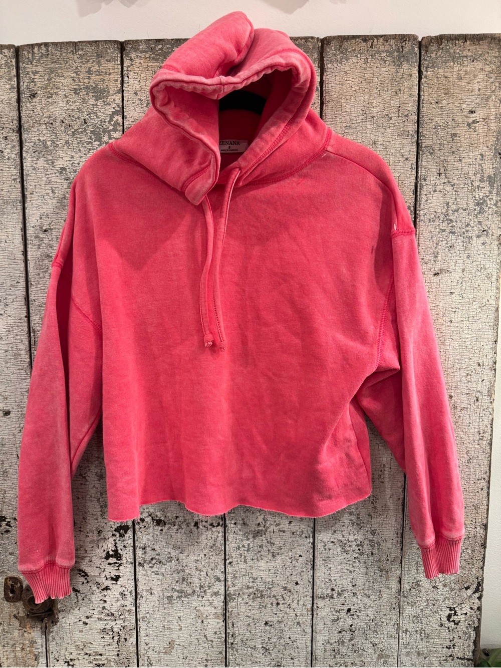 Zenana Outfitters Cropped Hooded Sweatshirt in Washed Hot Pink